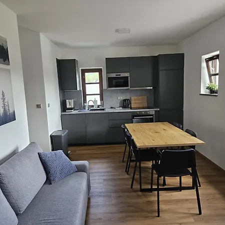Maya Apartment *